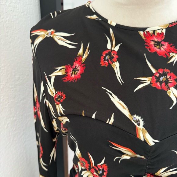 Isabel Marant Black Blouse with Red and Cream Floral Design - Picture 3 of 10